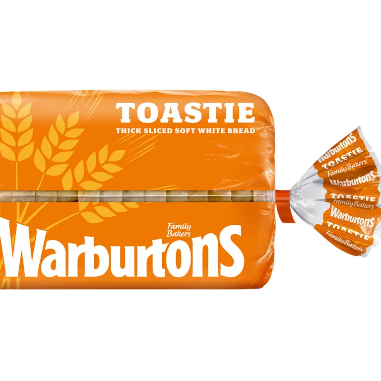 Warburtons White Toastie Bread 800g