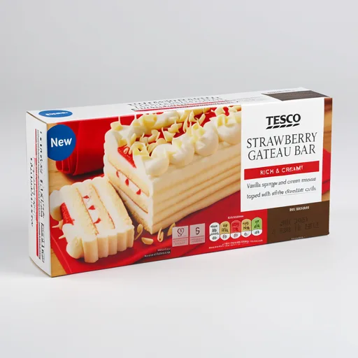 Tesco Strawberry Gateau Bar 400G