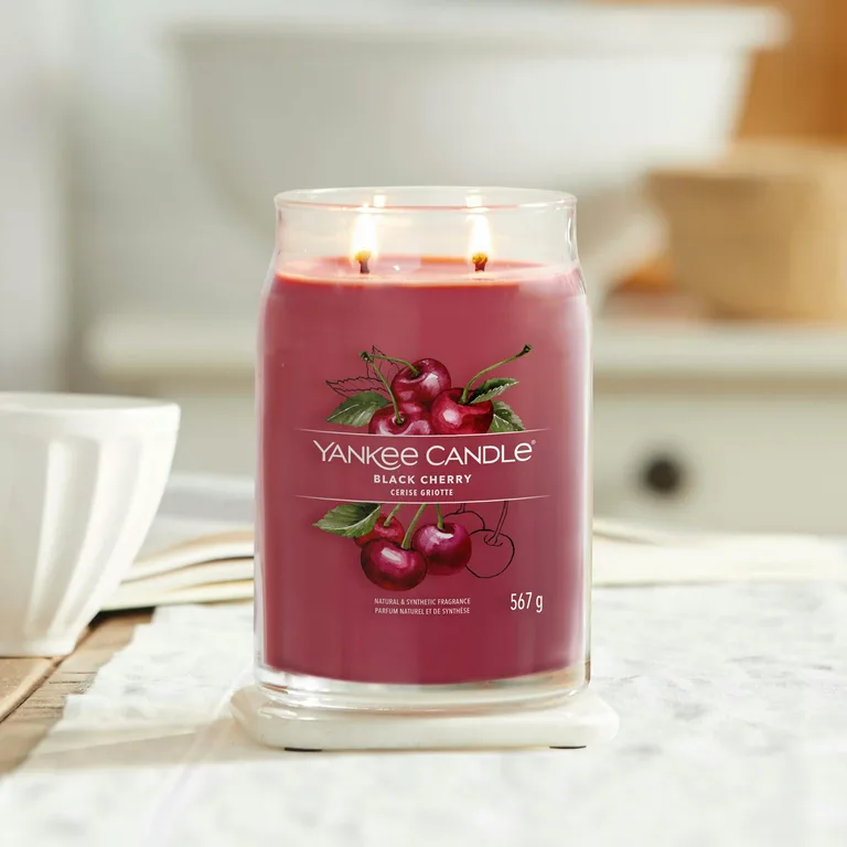 Yankee Cherry Berry Candle 200G